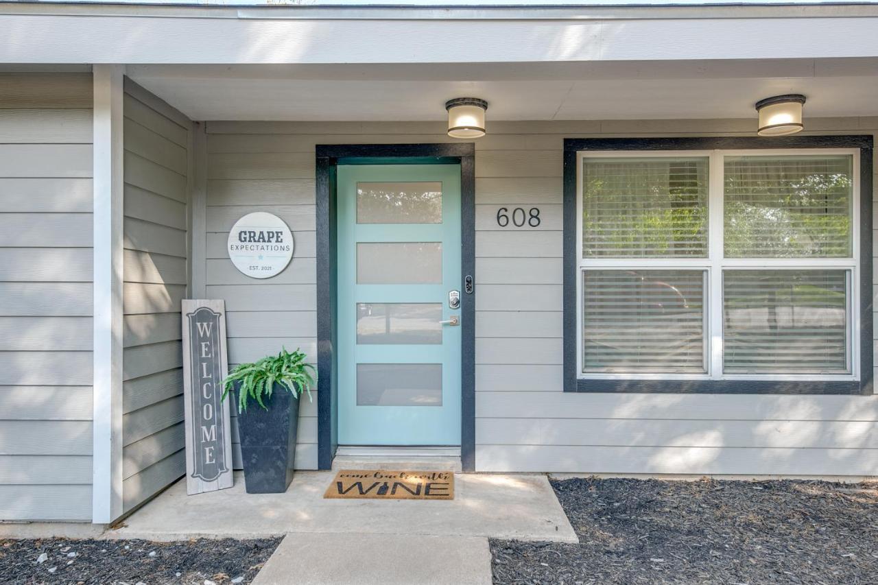Cozy 4 Bedroom Home Blocks To Main Street And Wineries Fredericksburg Esterno foto